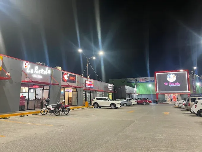 Fachada de la sucursal Panamericano II de La Postal Teriyaki & Sushi en Tijuana